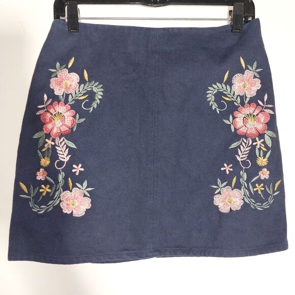 Mi Ami Women's Bohemian Floral  Embroidered 100% Cotton Navy Mini Skirt EUC - Picture 3 of 13
